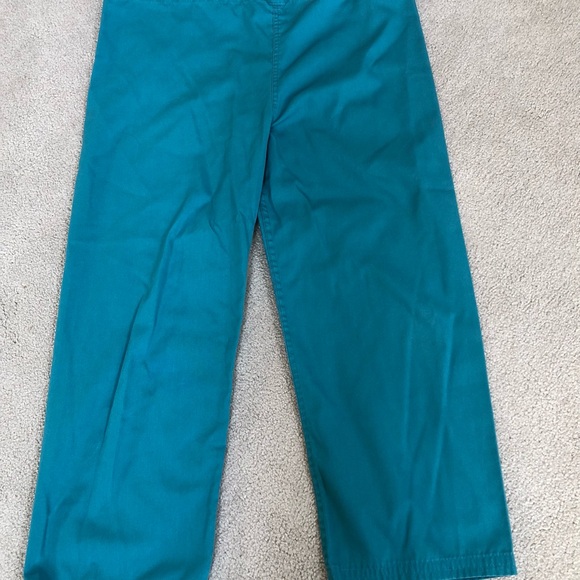 Women’s Mix and Match Scrubs - Picture 6 of 6